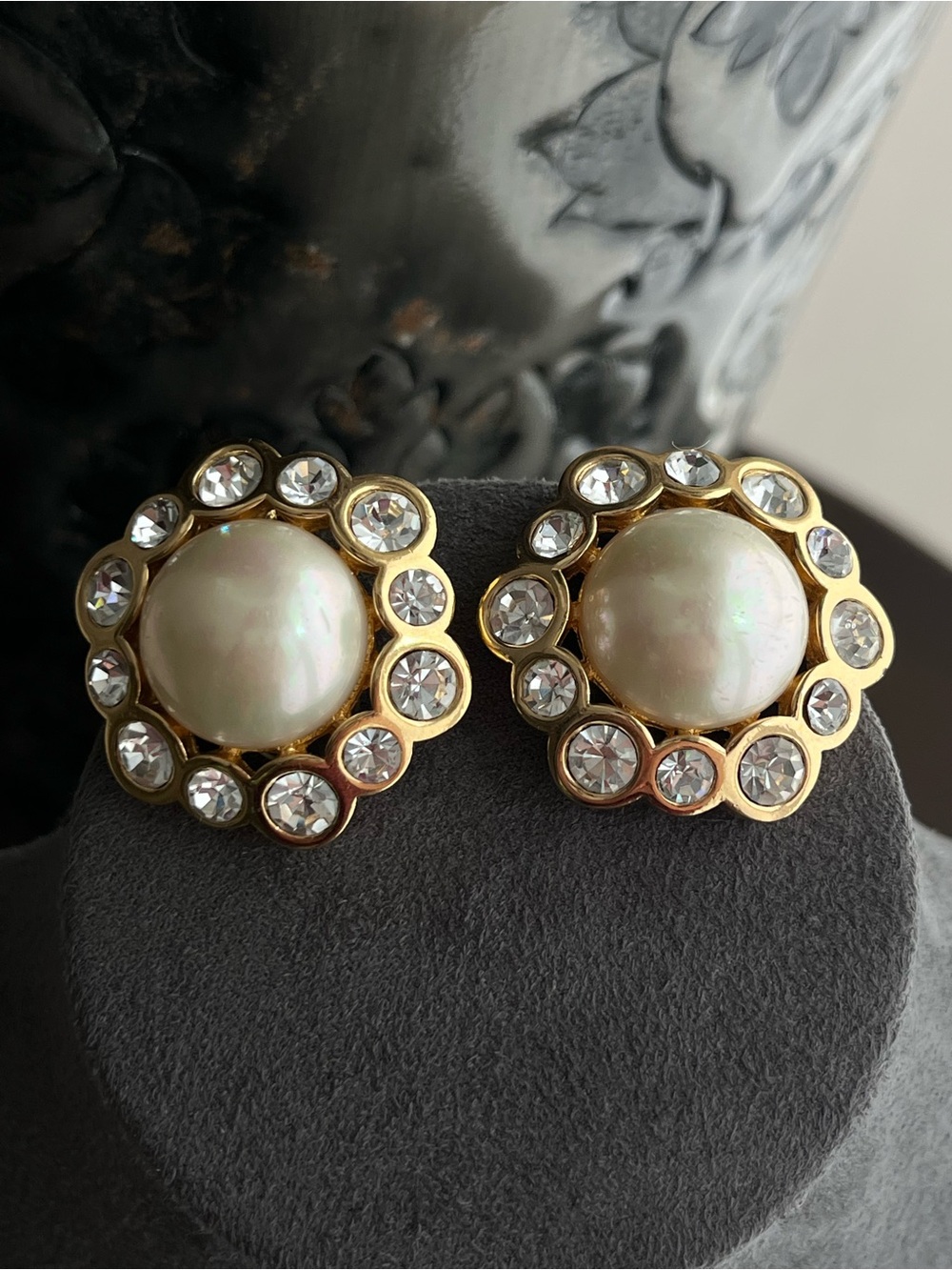 Authentic Vintage Dior Flower Pearl Cabochon Rhinestone Round Gold Clip Earrings